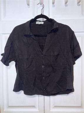 cloth & stone Black Short-Sleeve Button Front Blouse